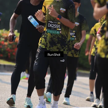 Runner Photo 7006401