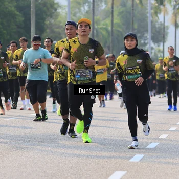 Runner Photo 7006557