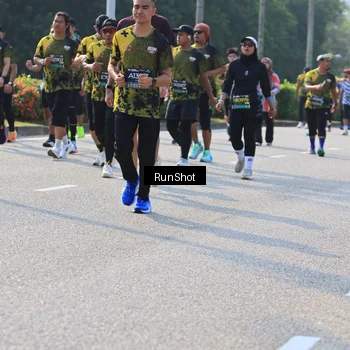 Runner Photo 7006660