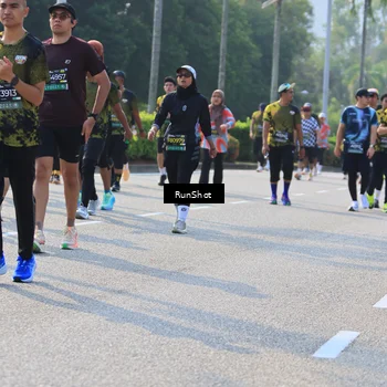 Runner Photo 7006665