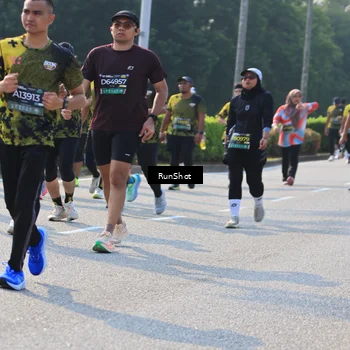 Runner Photo 7006671