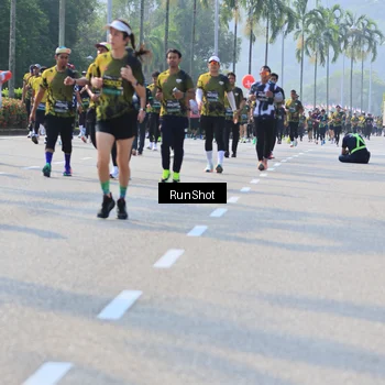 Runner Photo 7006675