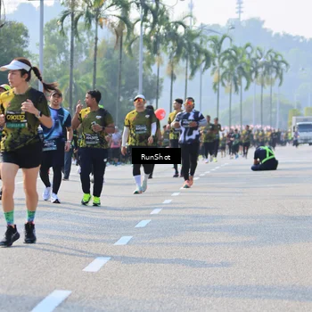 Runner Photo 7006695