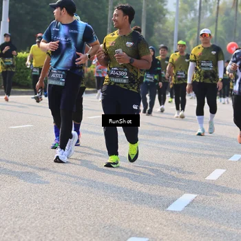 Runner Photo 7006696