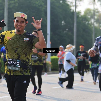 Runner Photo 7006733