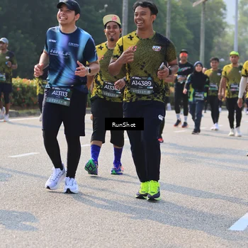 Runner Photo 7006741
