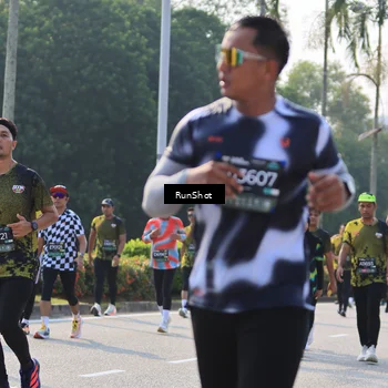 Runner Photo 7006745