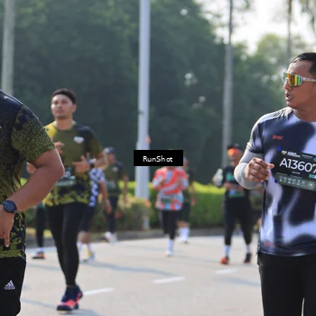 Runner Photo 7006747