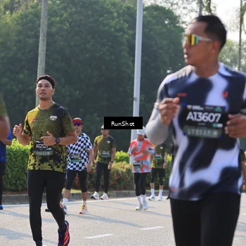 Runner Photo 7006748