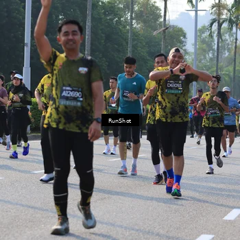 Runner Photo 7006749