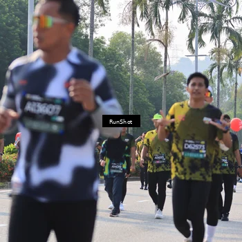 Runner Photo 7006750