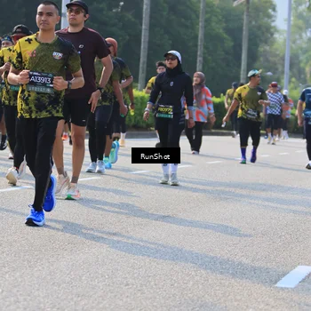 Runner Photo 7006761