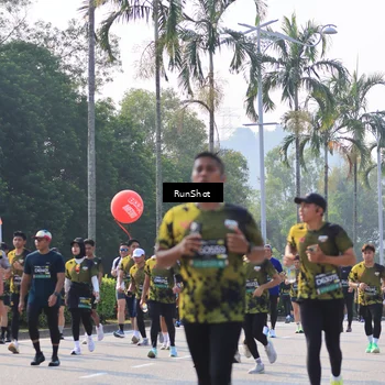 Runner Photo 7006819