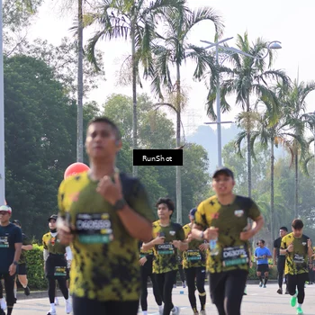 Runner Photo 7006825