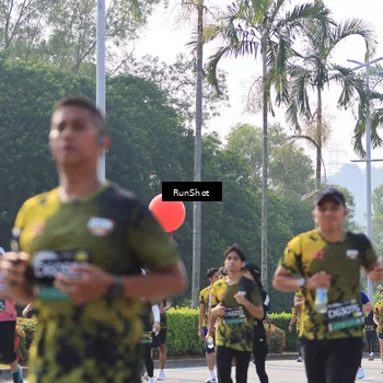 Runner Photo 7006835