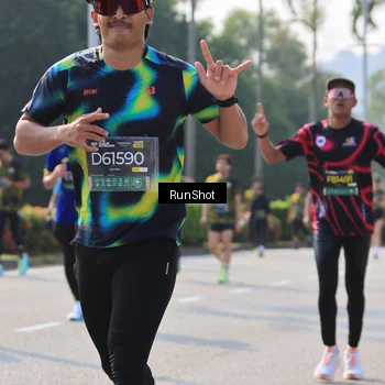 Runner Photo 7006884