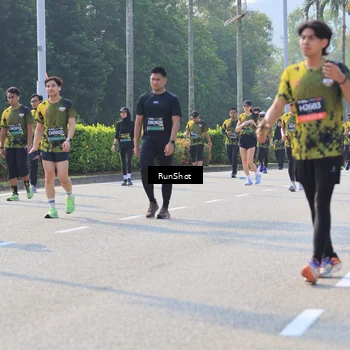 Runner Photo 7006889