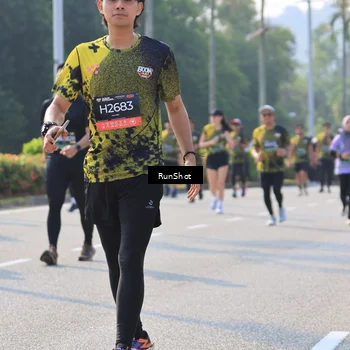 Runner Photo 7006904