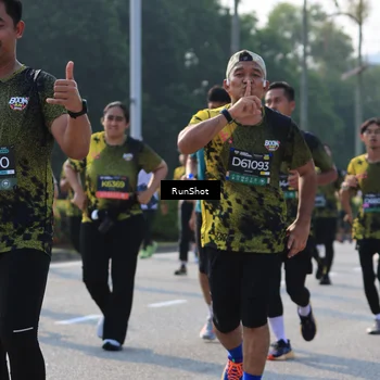 Runner Photo 7006913