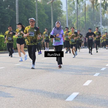 Runner Photo 7006916