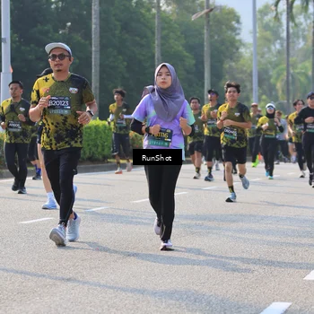 Runner Photo 7006929