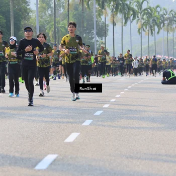 Runner Photo 7006942