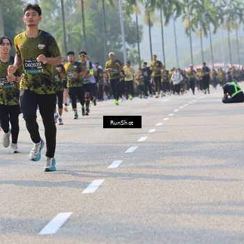 Runner Photo 7006948