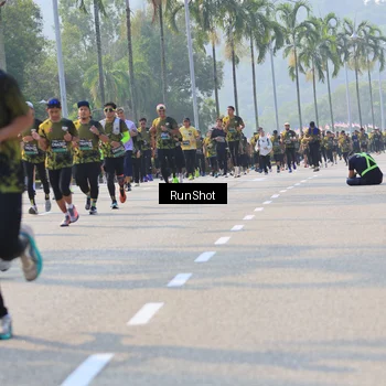 Runner Photo 7006962