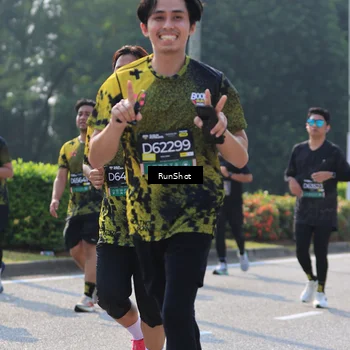 Runner Photo 7006972