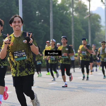 Runner Photo 7006973