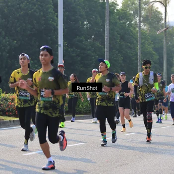 Runner Photo 7006980