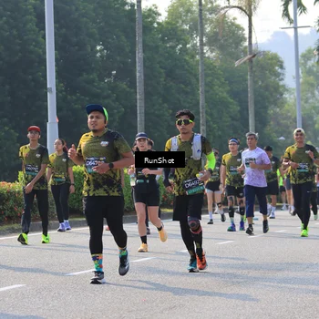 Runner Photo 7006989