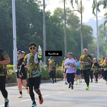 Runner Photo 7007001
