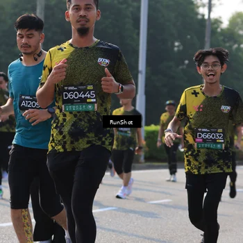 Runner Photo 7007002
