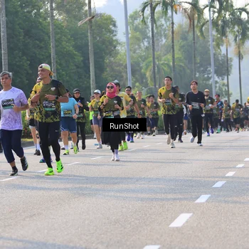 Runner Photo 7007010