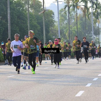 Runner Photo 7007011