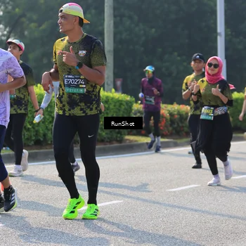 Runner Photo 7007017
