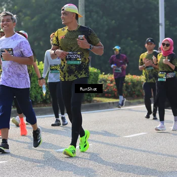Runner Photo 7007020