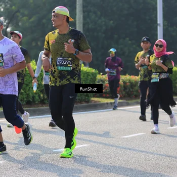 Runner Photo 7007021