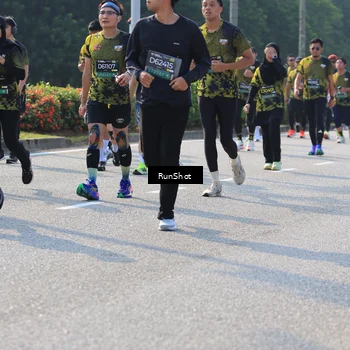Runner Photo 7007029