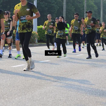 Runner Photo 7007042