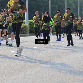 Runner Photo 7007043
