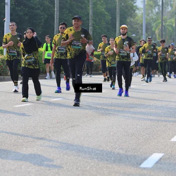 Runner Photo 7007051