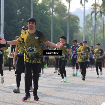 Runner Photo 7007068