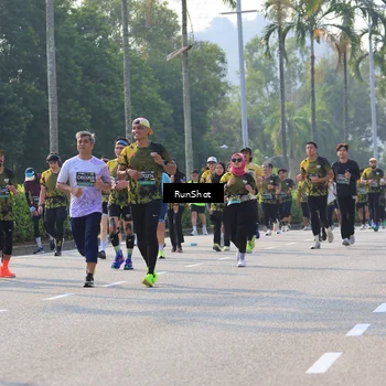 Runner Photo 7007069