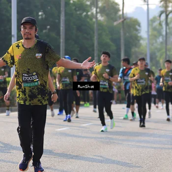 Runner Photo 7007073