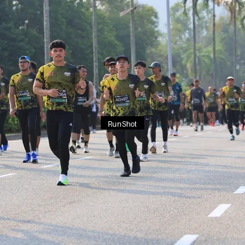 Runner Photo 7007081