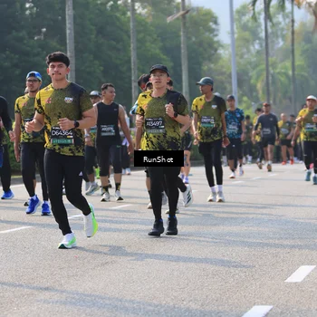 Runner Photo 7007092