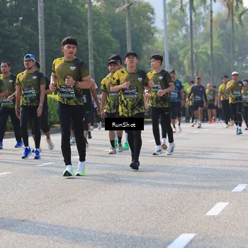 Runner Photo 7007094