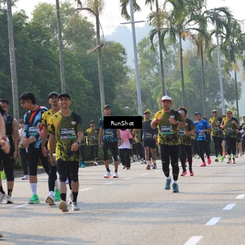 Runner Photo 7007099